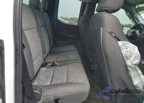 2022 Ford F150 Super Cab z USA, uszkodzony, nr VIN 1FTEX1C50NFA59570